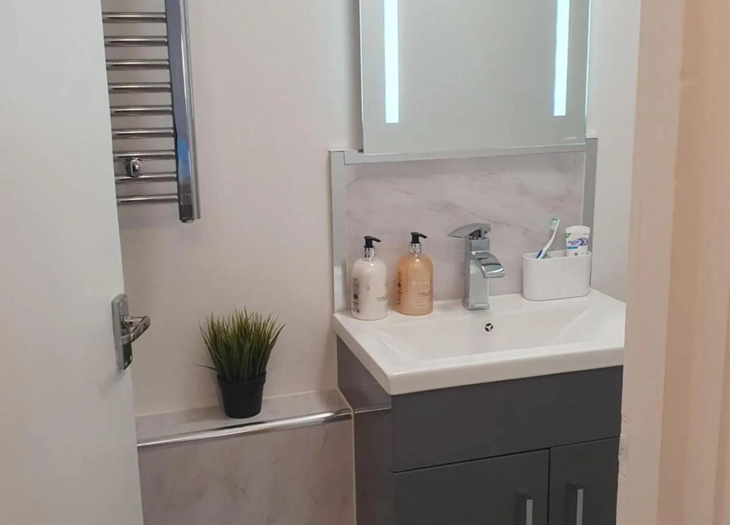 Cosy Seafront Luxury Studio Apartment Flat Brighton & Hove Aa